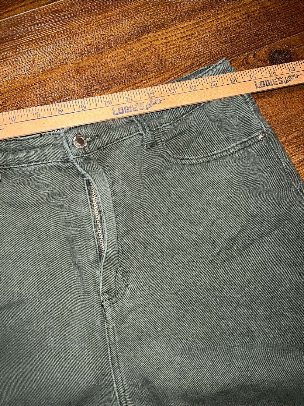 PrettyLittleThing Green Split Bottom Hem Straight Flare Leg Jeans Size 12 Tall - Picture 12 of 12